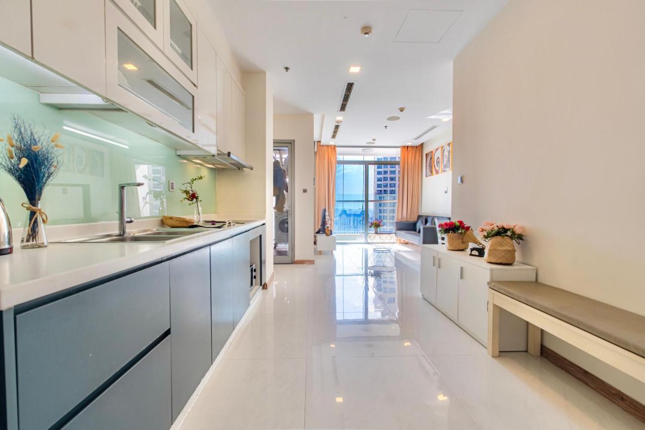 Mott Haven Apart - Vinhomes Central Park, Landmark 81 Area & Ice Rink Ho Chi Minh City Exterior photo
