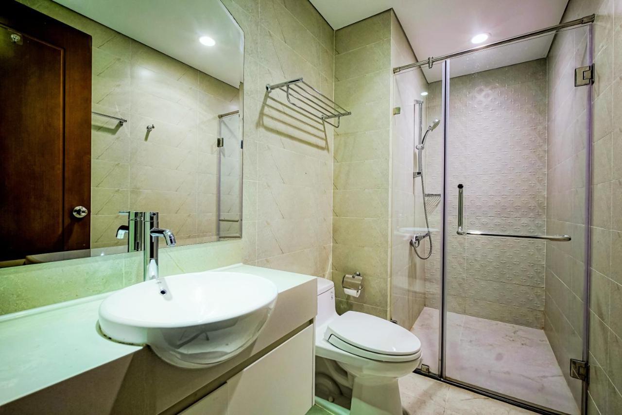 Mott Haven Apart - Vinhomes Central Park, Landmark 81 Area & Ice Rink Ho Chi Minh City Exterior photo