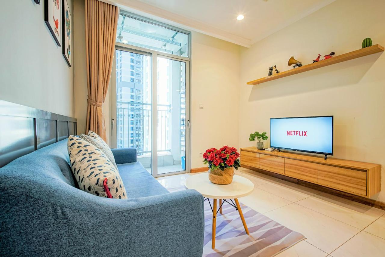 Mott Haven Apart - Vinhomes Central Park, Landmark 81 Area & Ice Rink Ho Chi Minh City Exterior photo