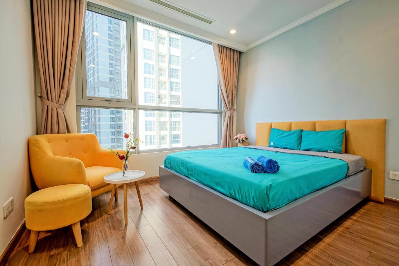 Mott Haven Apart - Vinhomes Central Park, Landmark 81 Area & Ice Rink Ho Chi Minh City Exterior photo