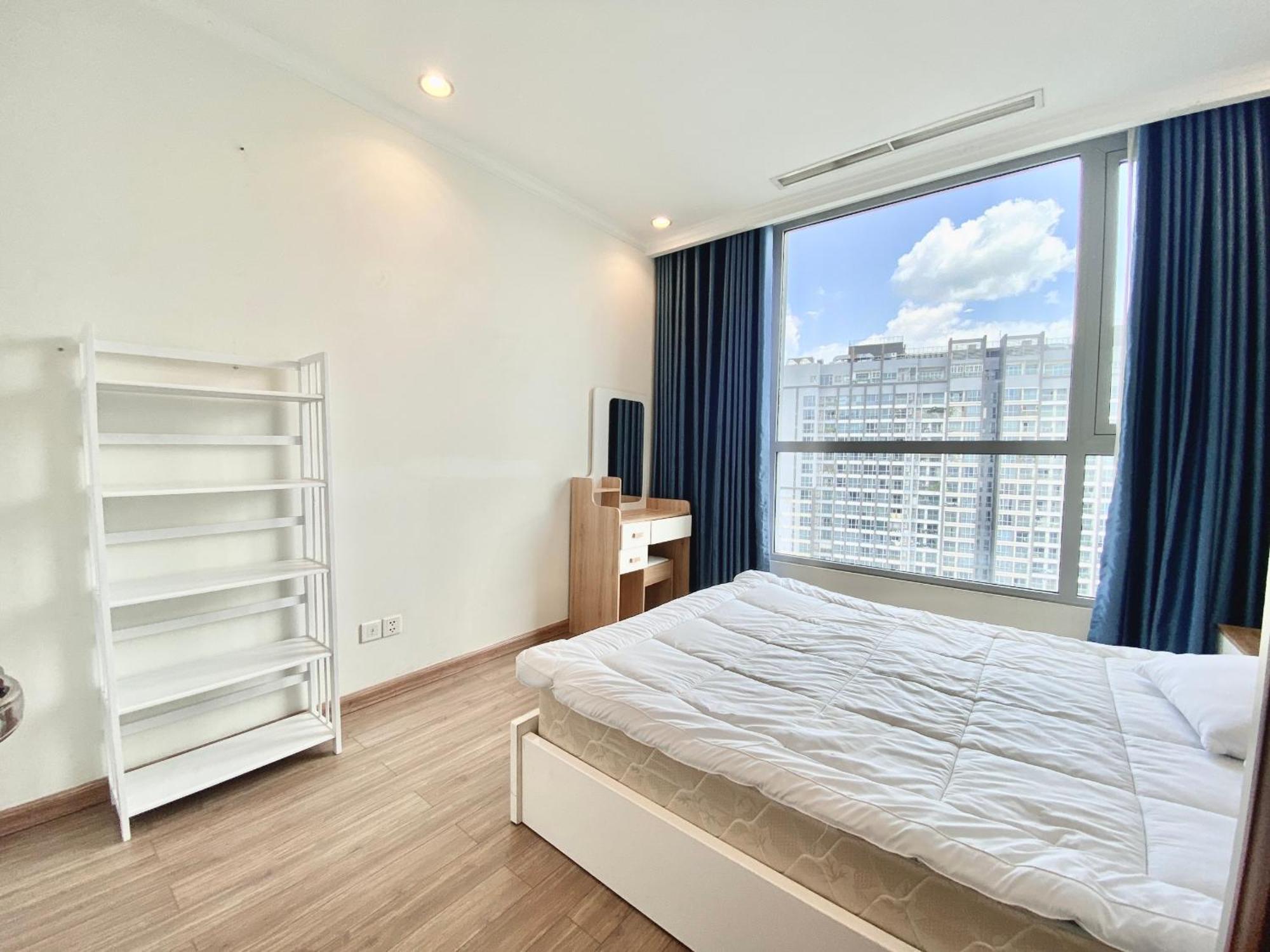 Mott Haven Apart - Vinhomes Central Park, Landmark 81 Area & Ice Rink Ho Chi Minh City Exterior photo