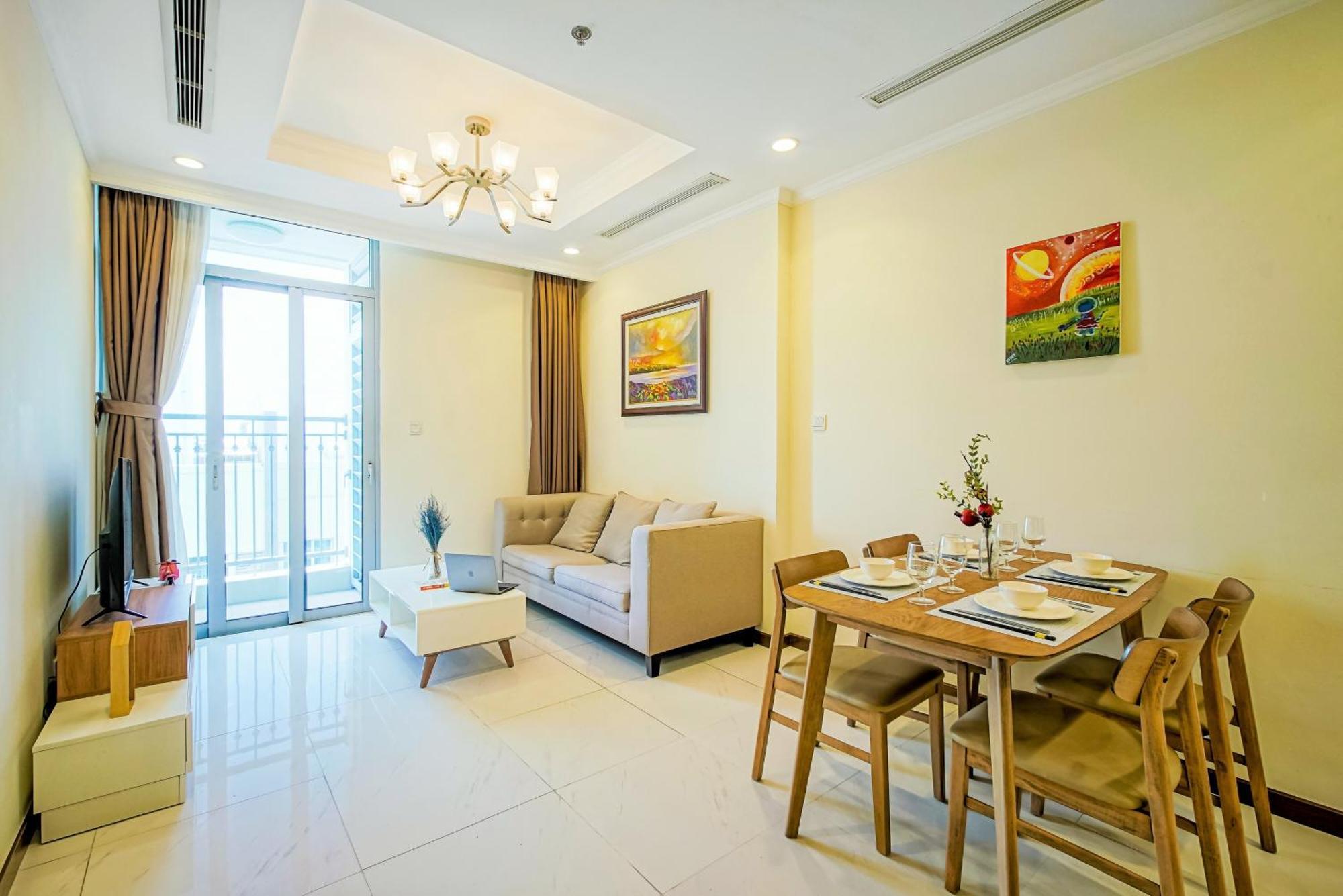 Mott Haven Apart - Vinhomes Central Park, Landmark 81 Area & Ice Rink Ho Chi Minh City Exterior photo